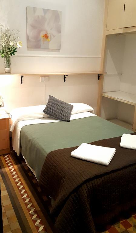 Hostal Lima Barcelona Luaran gambar