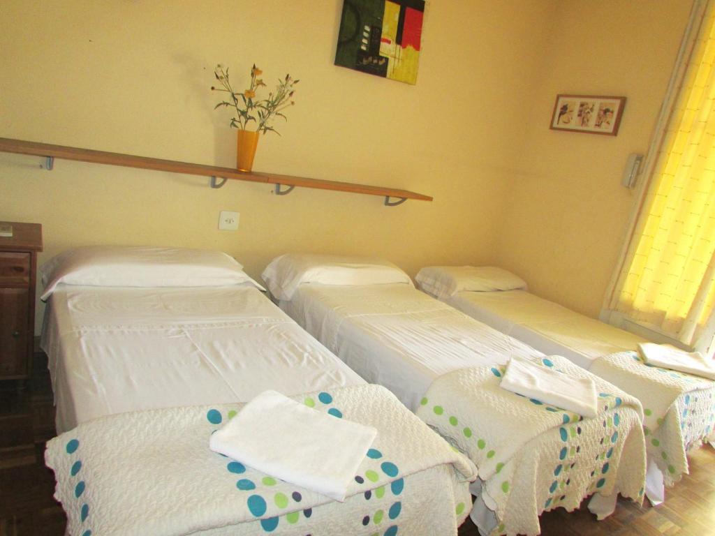 Hostal Lima Barcelona Luaran gambar
